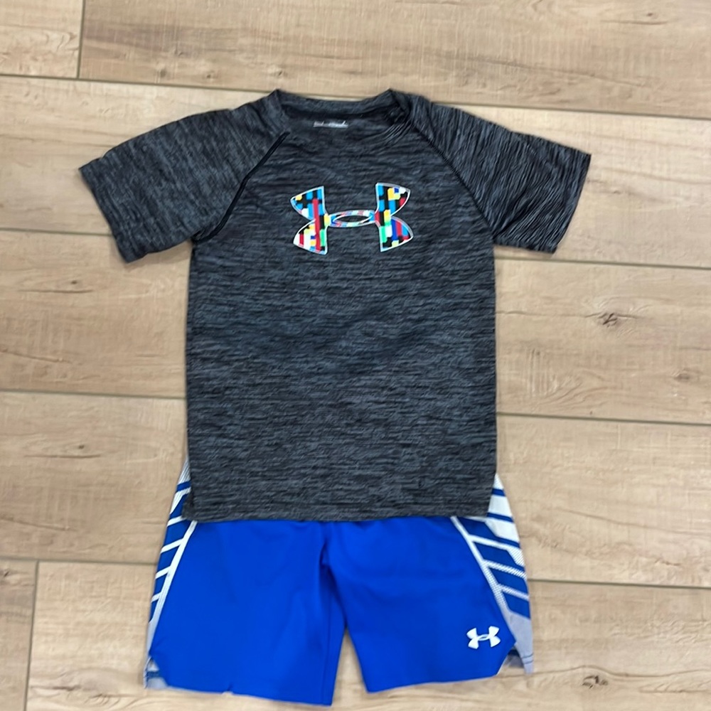 Size 7 matching Under Armour outfit